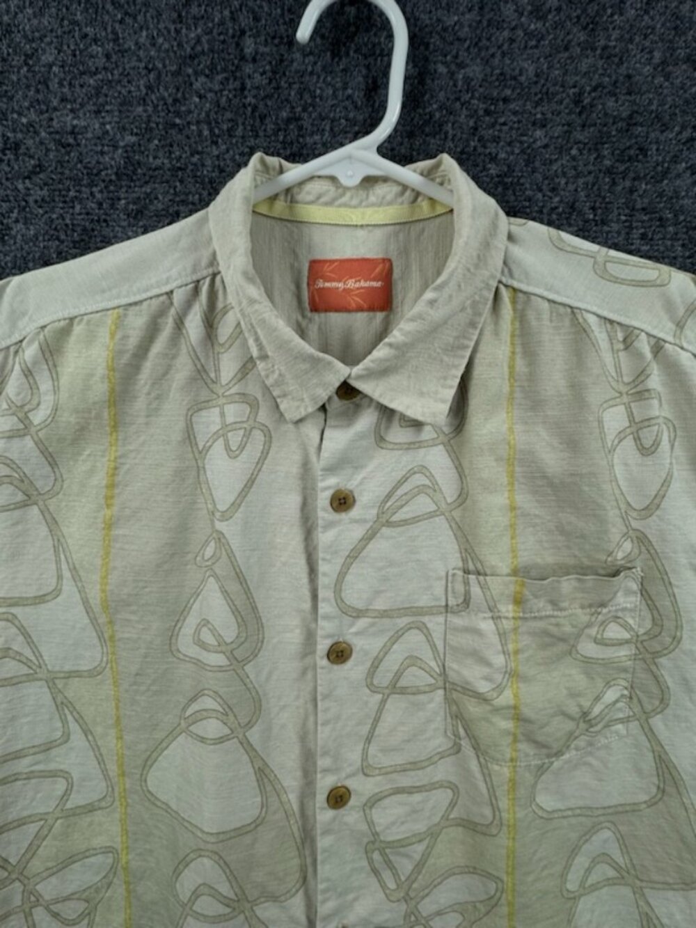 Tommy Bahama Geometric Mens Large Short Sleeve Logo Beige Gray Pocket Button Up